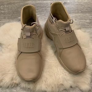 Women’s PUMA x FENTY Trainer Hi Sneakers
